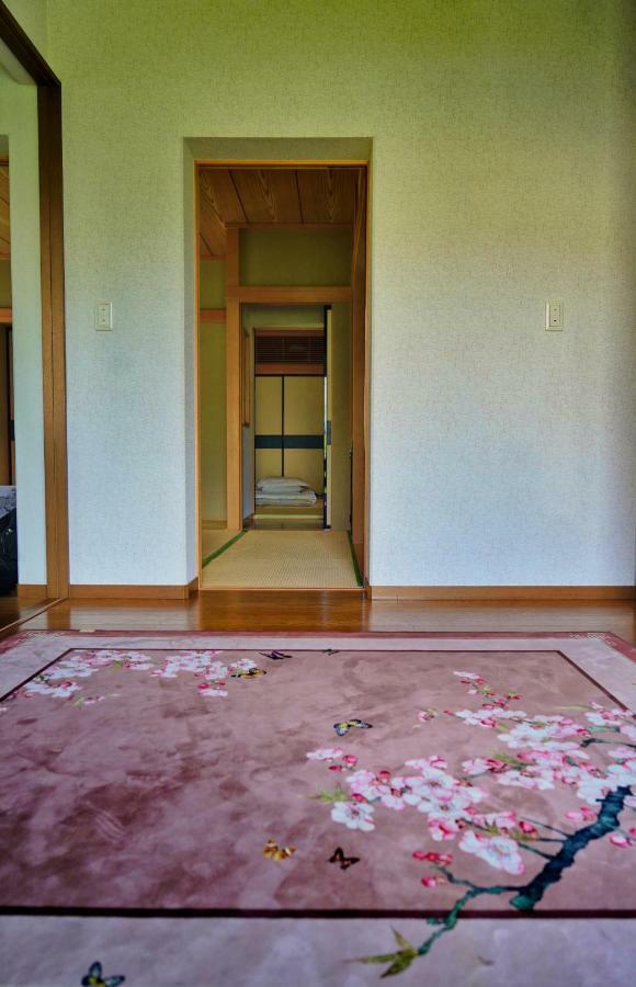 富士の樱house 宝栄 Villa Фуджикавагучико Екстериор снимка